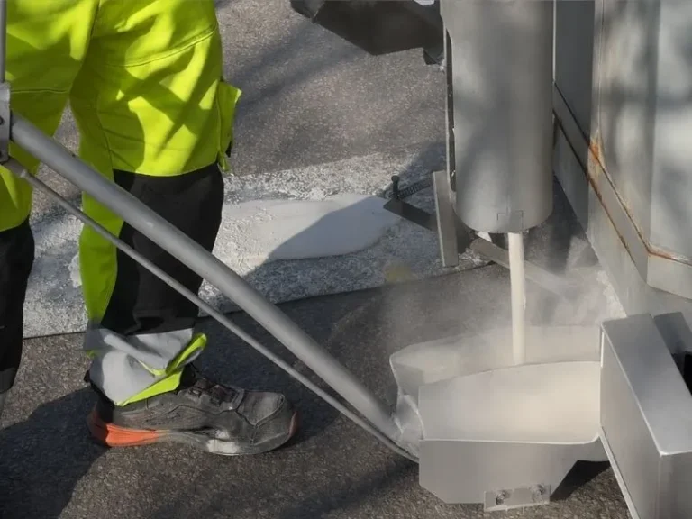 Oil jacket heat surface