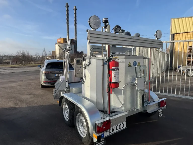 RME TR400 Lithium hybrid trailer in the field
